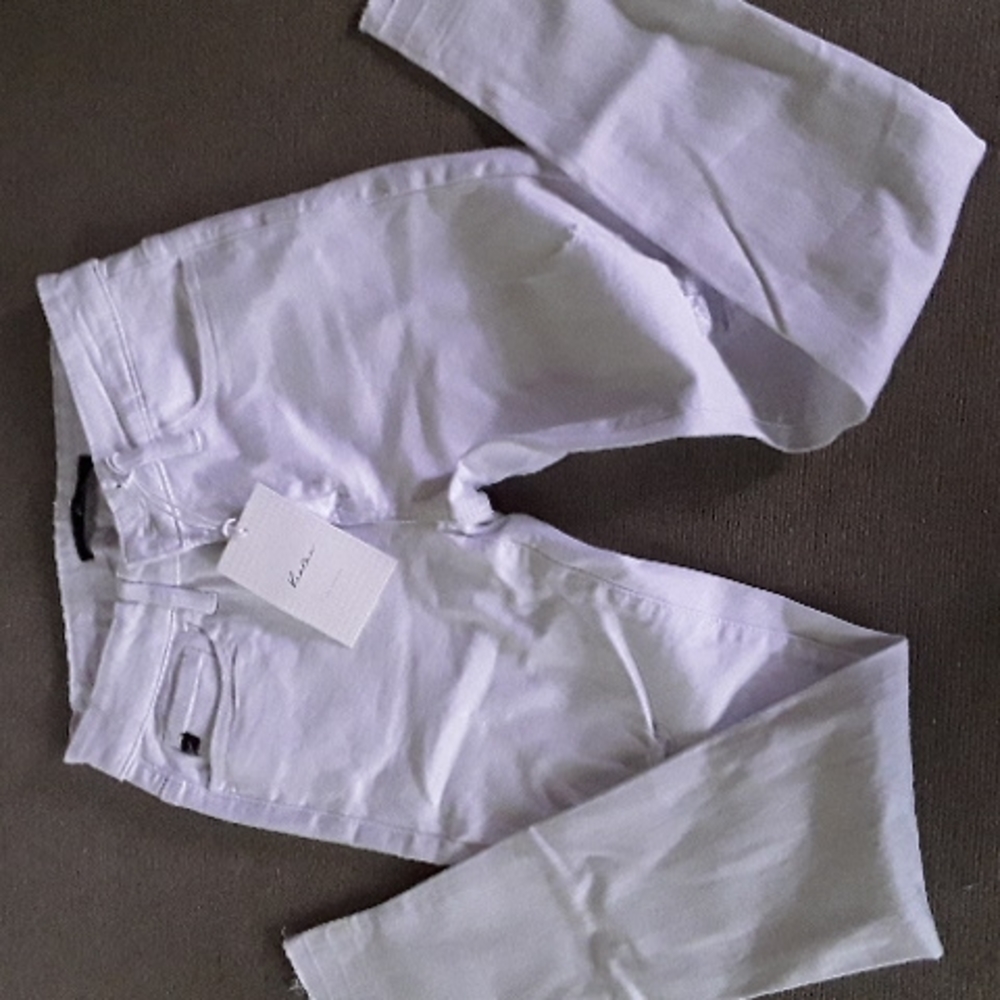NWT Kancan skinny jeans